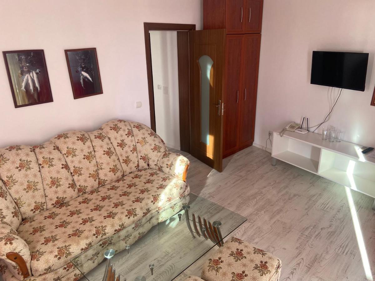 Ribarska Sreshta Family Hotel Tsarevo Ngoại thất bức ảnh