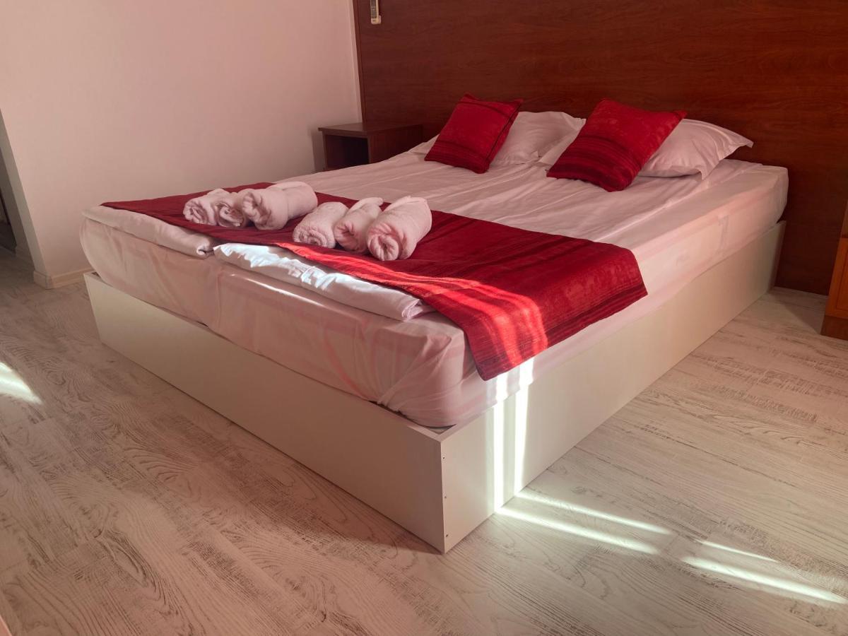 Ribarska Sreshta Family Hotel Tsarevo Ngoại thất bức ảnh