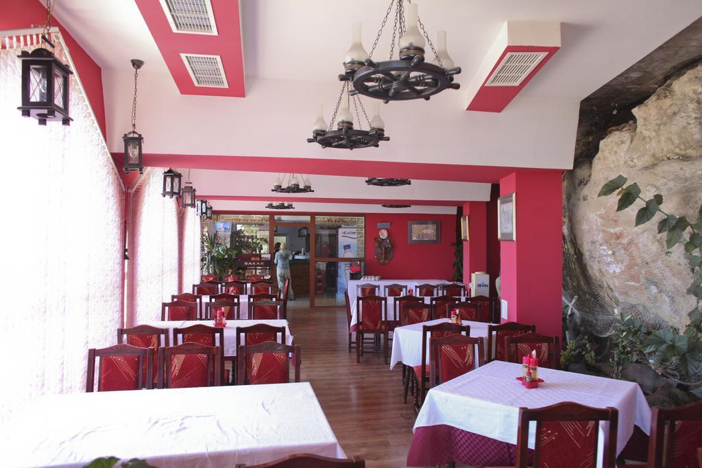 Ribarska Sreshta Family Hotel Tsarevo Ngoại thất bức ảnh